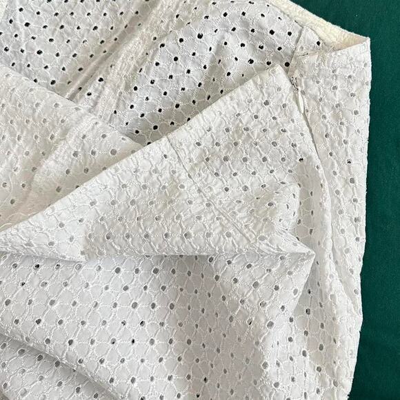 Vintage white eyelet midi skirt - Picture 4 of 4